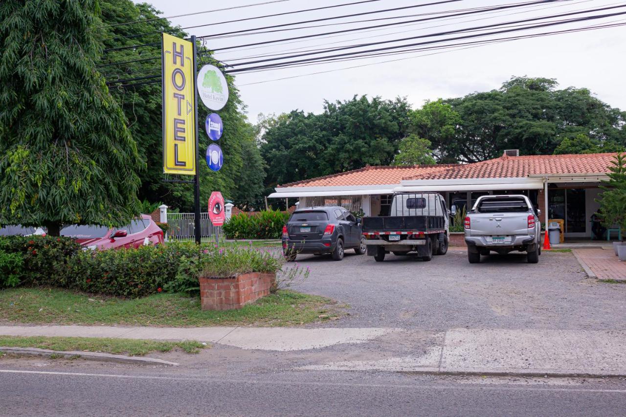 Kevin Hotel *